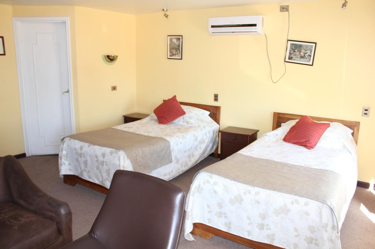Hotel Puerto Mayor 圣安东尼奥 外观 照片