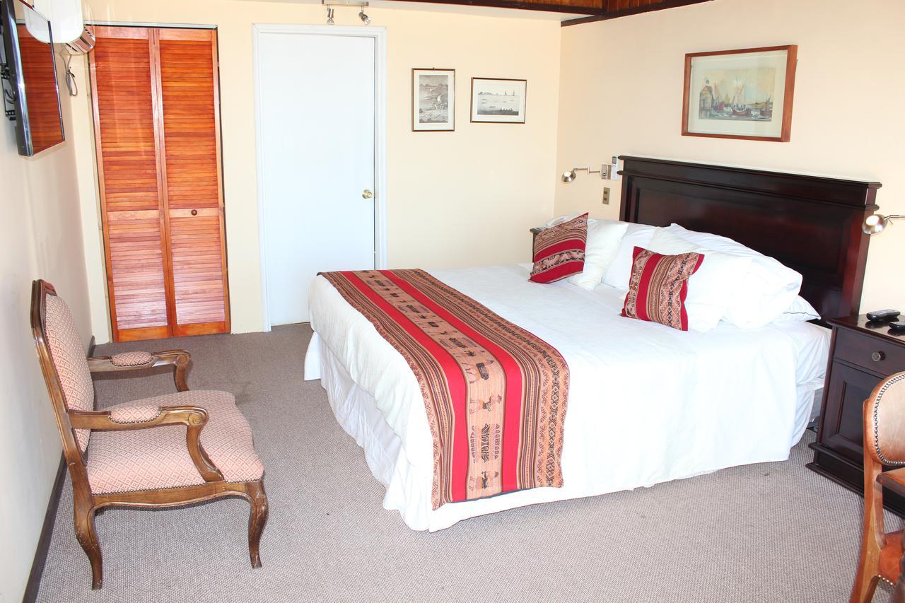 Hotel Puerto Mayor 圣安东尼奥 外观 照片