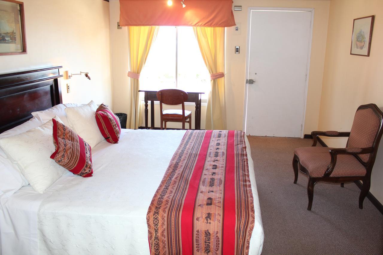 Hotel Puerto Mayor 圣安东尼奥 外观 照片